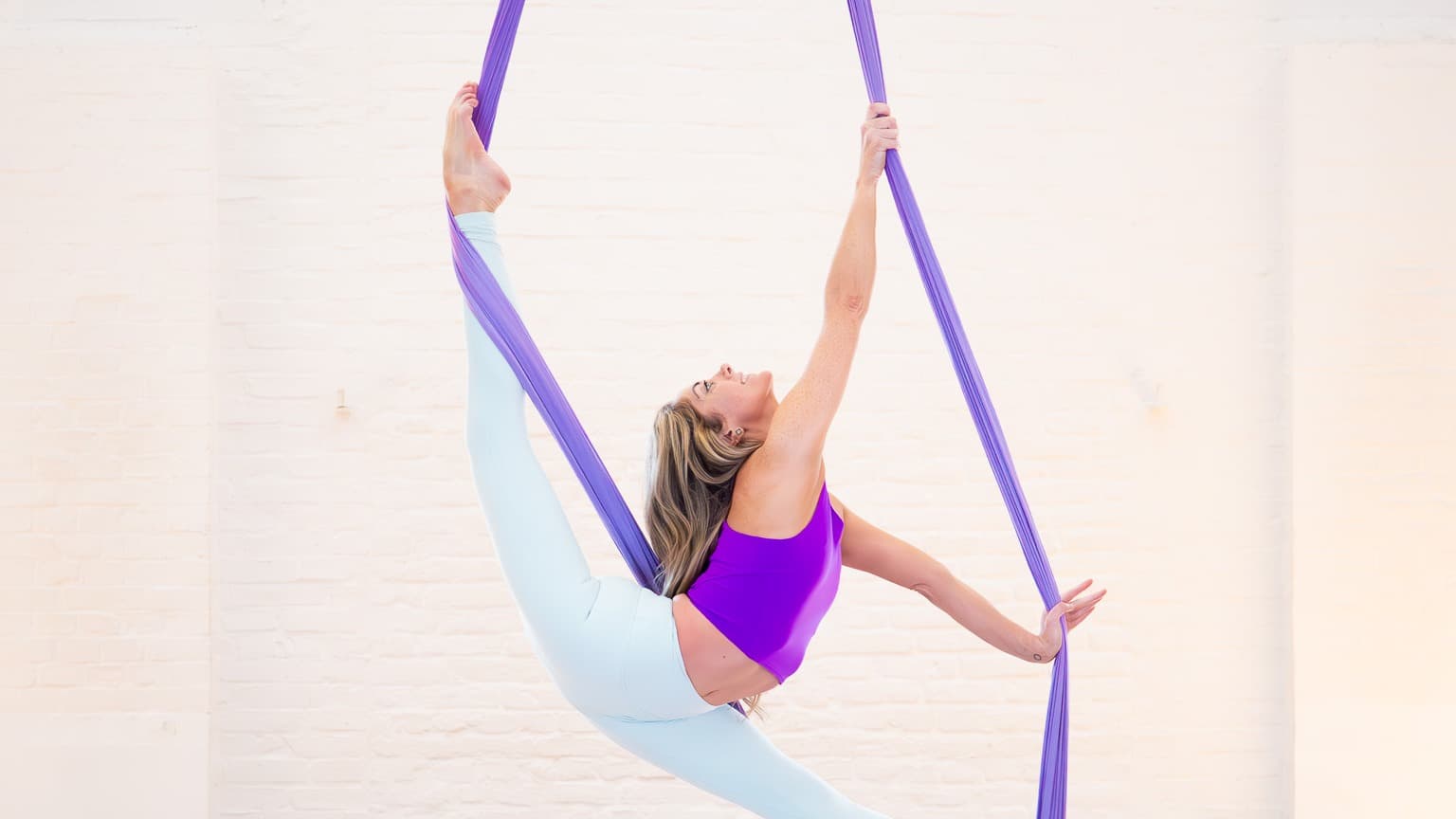 fl'AIR Yoga Trick Lab (Intermediate)