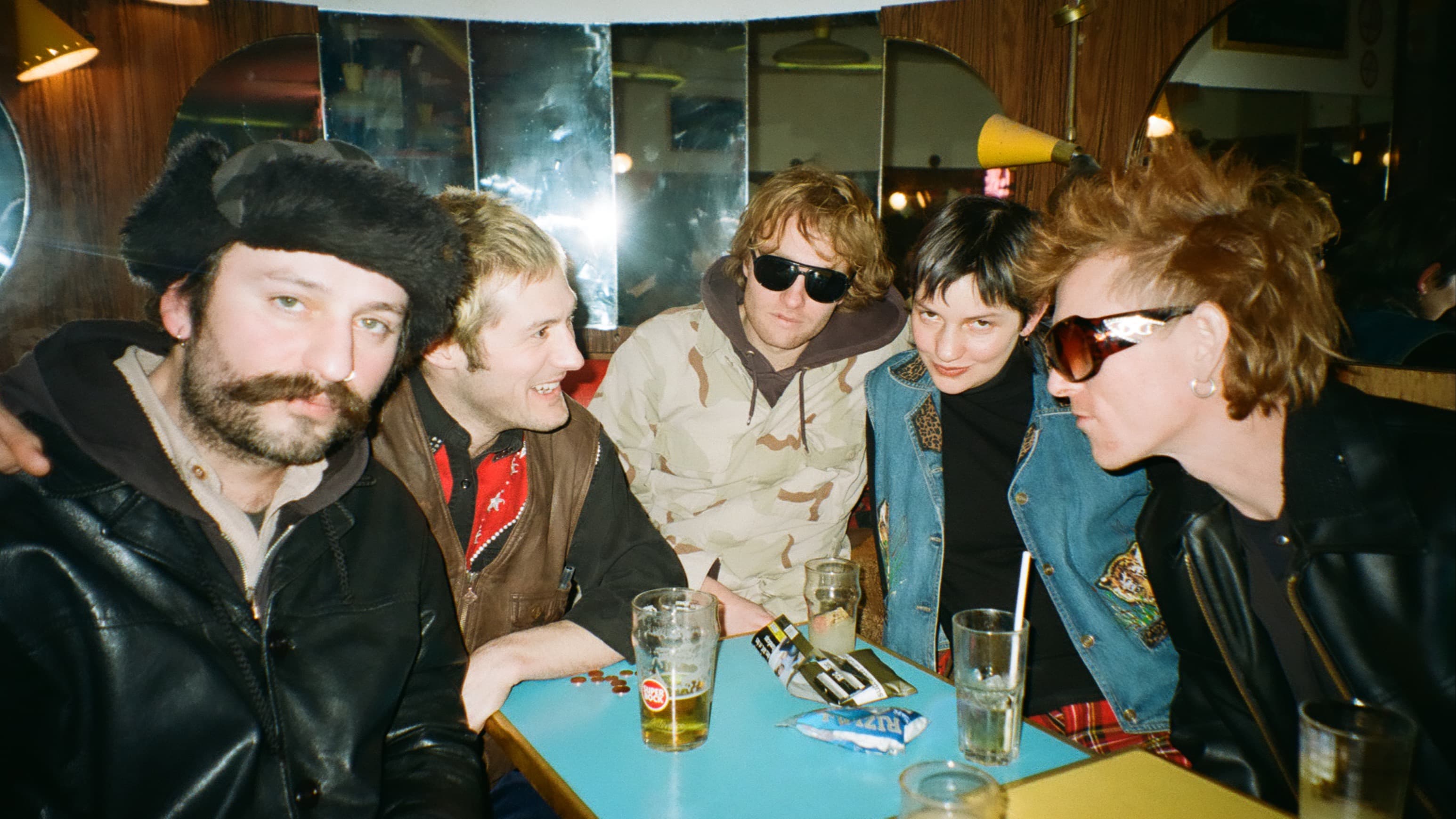 TUESDAY BUZZ w. The Tarts *live, Buzz Boris