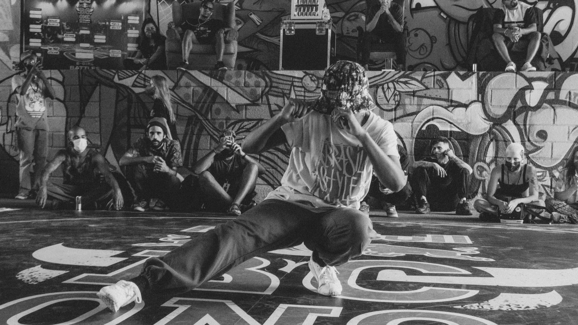 BOLLYWOOD HIP-HOP & DANCE FITNESS